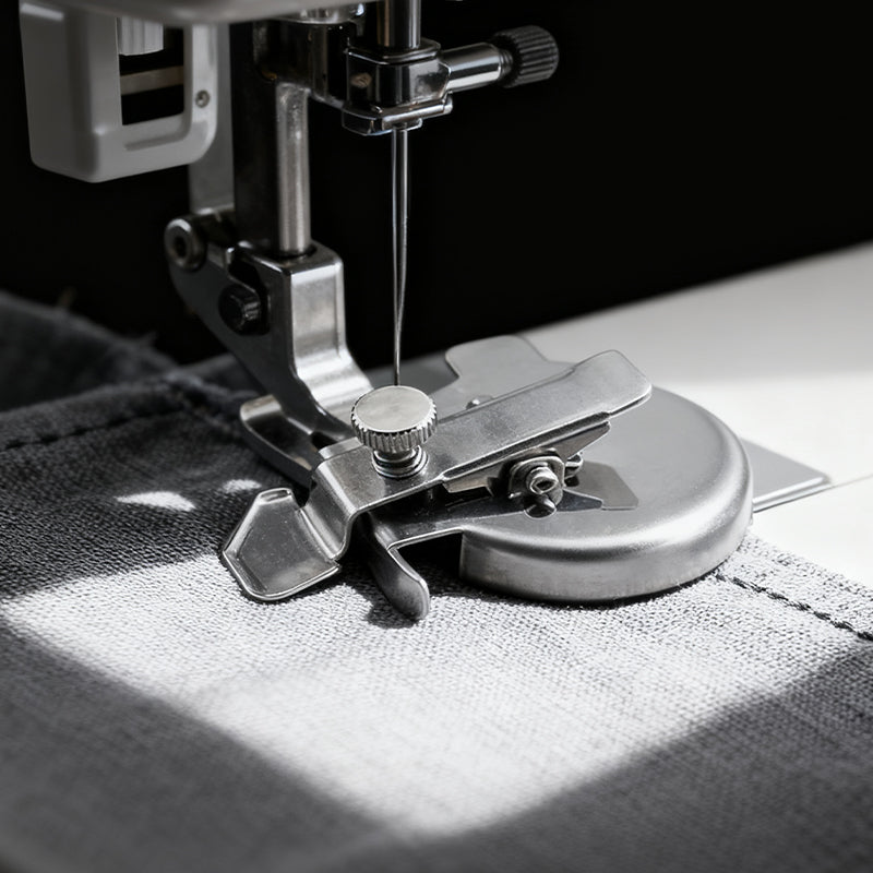 Guide de Couture Magnétique Réglable pour Coutures Droites et Courbes